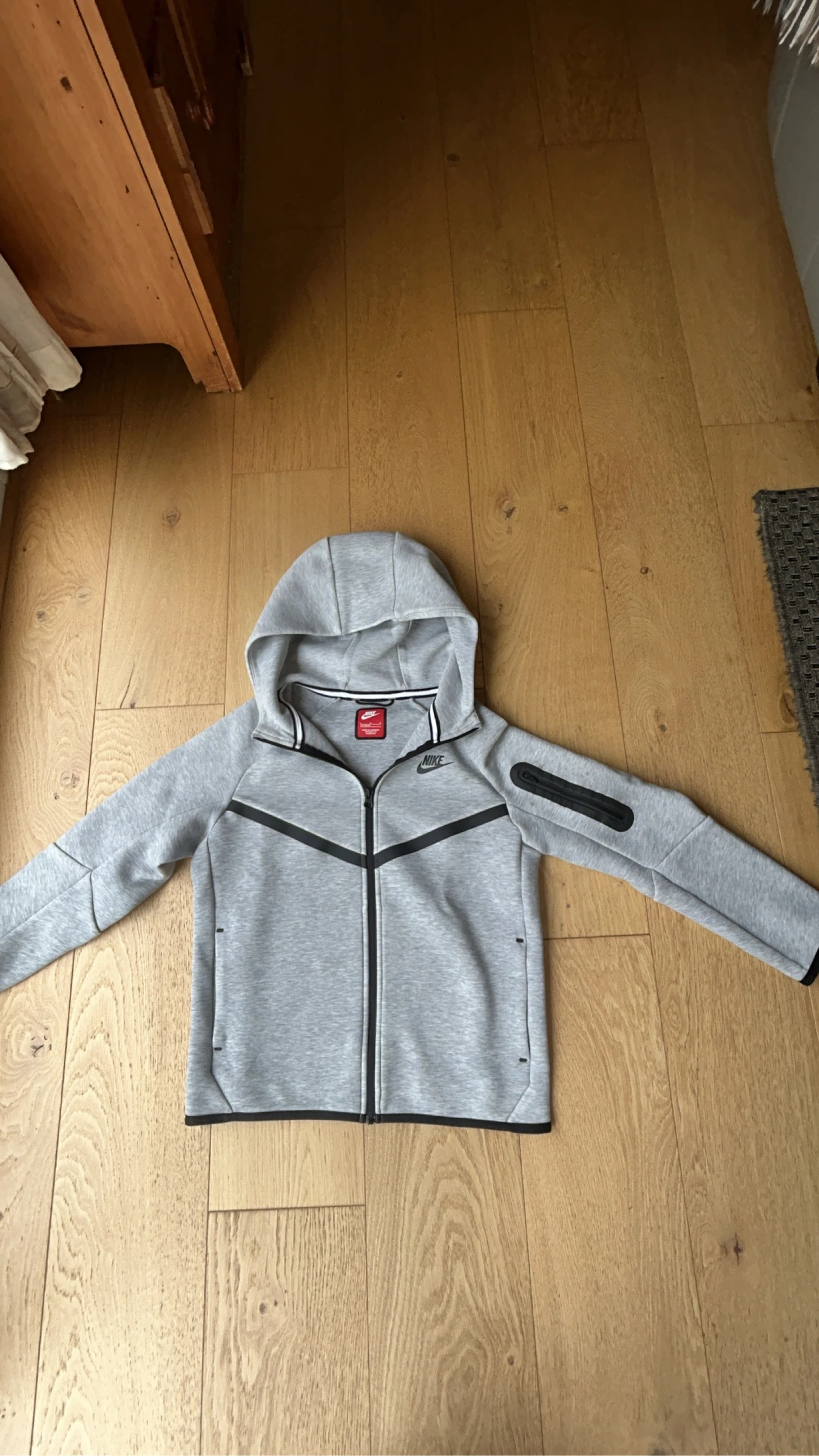 Nike tech gris 